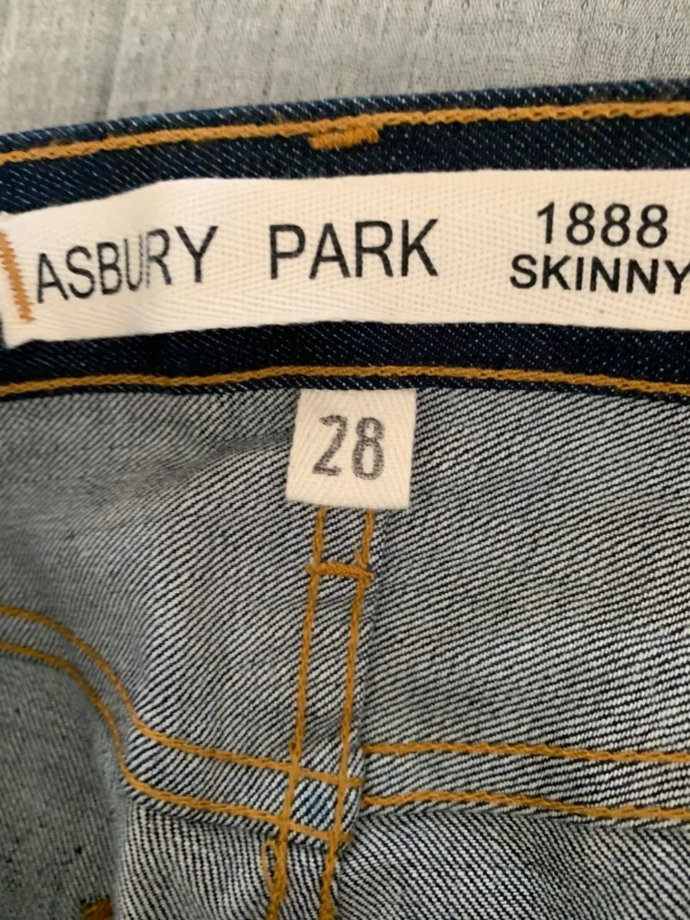 Asbury Park 1888 Skinny Button Fly Jeans Dark Wash Denim Made in USA 28x34